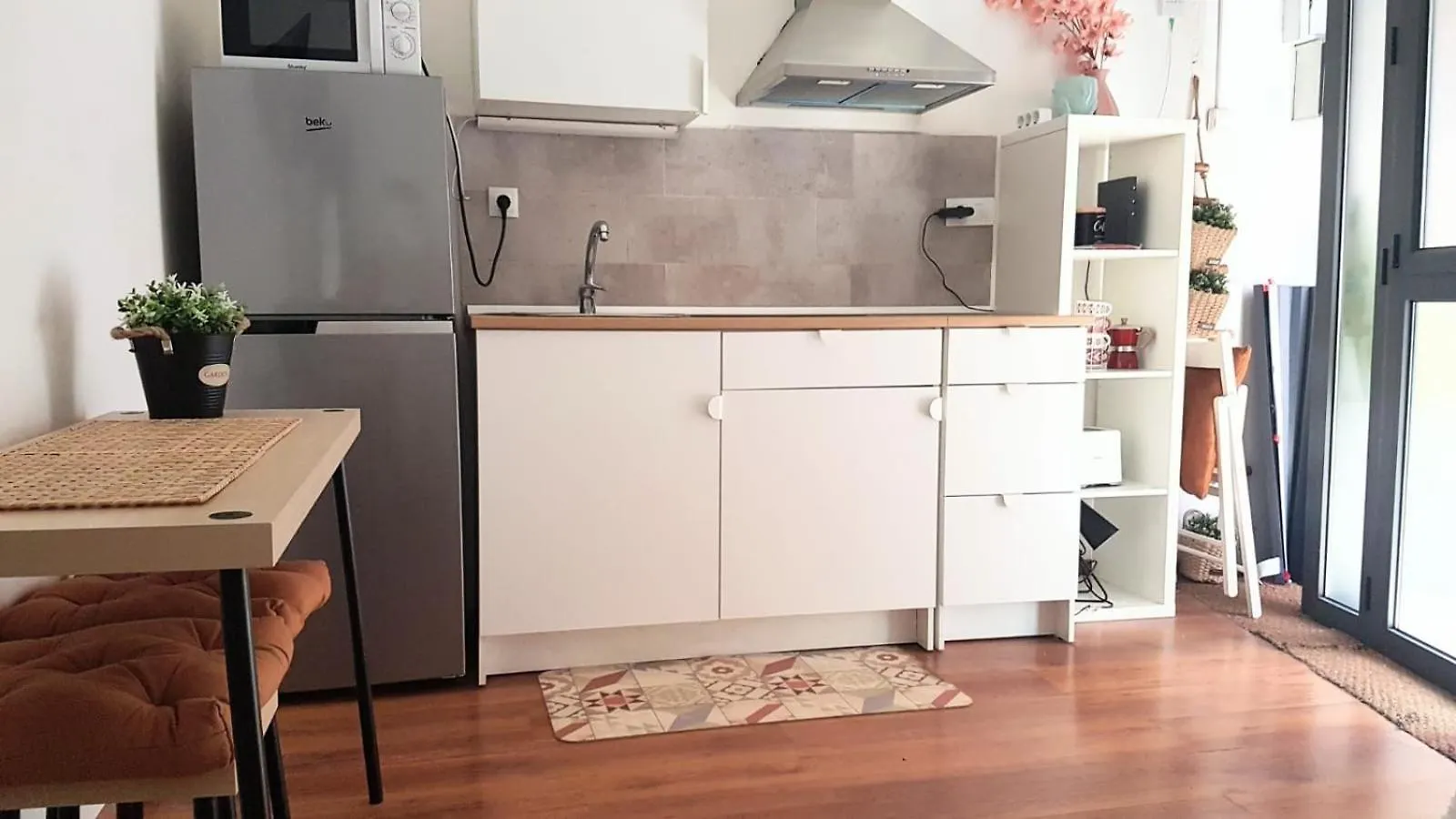 Study Park Gueell Apartment Barcelona