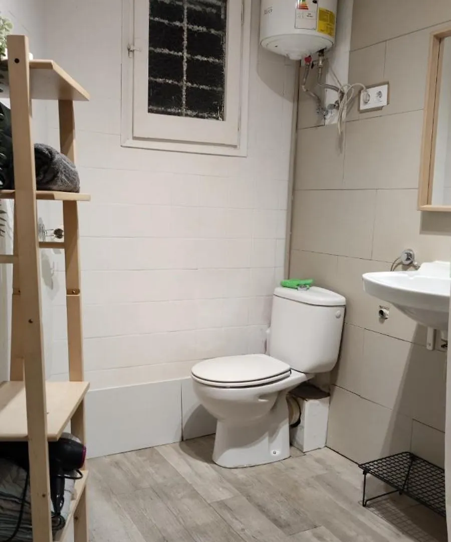 Study Park Gueell Apartment Barcelona